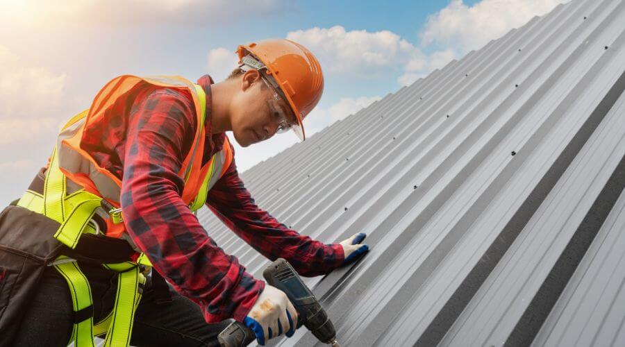 Professional Emergency Roof Repairs services in Rugby, ND